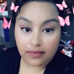 Meet your Posher, Magdalena